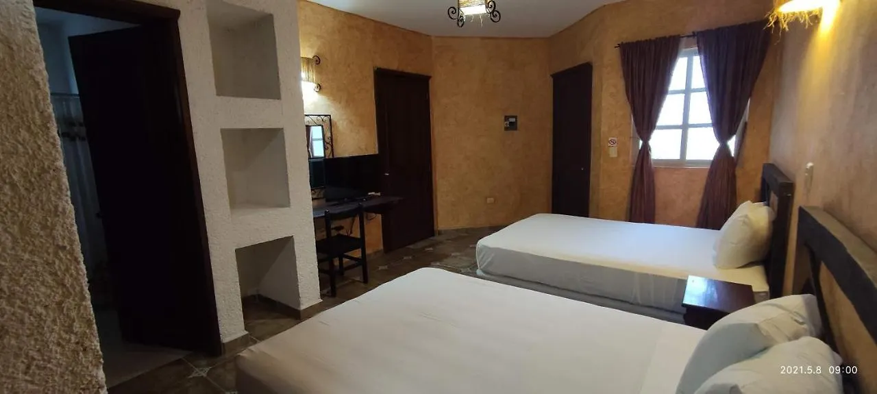 ** Inn Alux Rooms Playa del Carmen Mexico