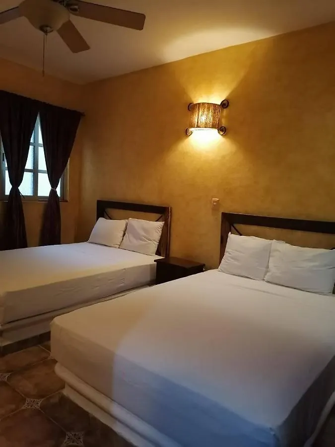 ** Inn Alux Rooms Playa del Carmen Mexico