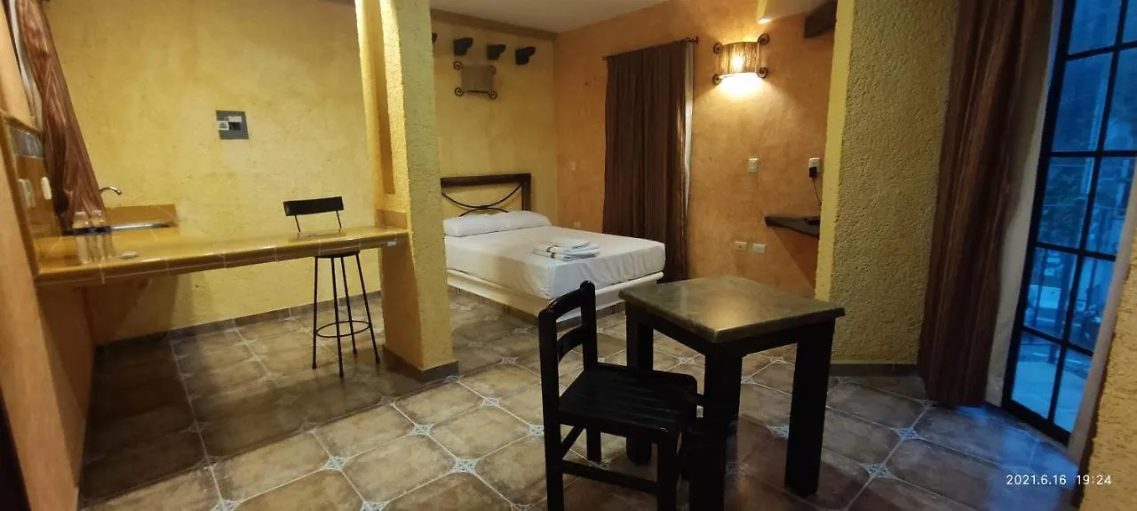 Inn Alux Rooms Playa del Carmen